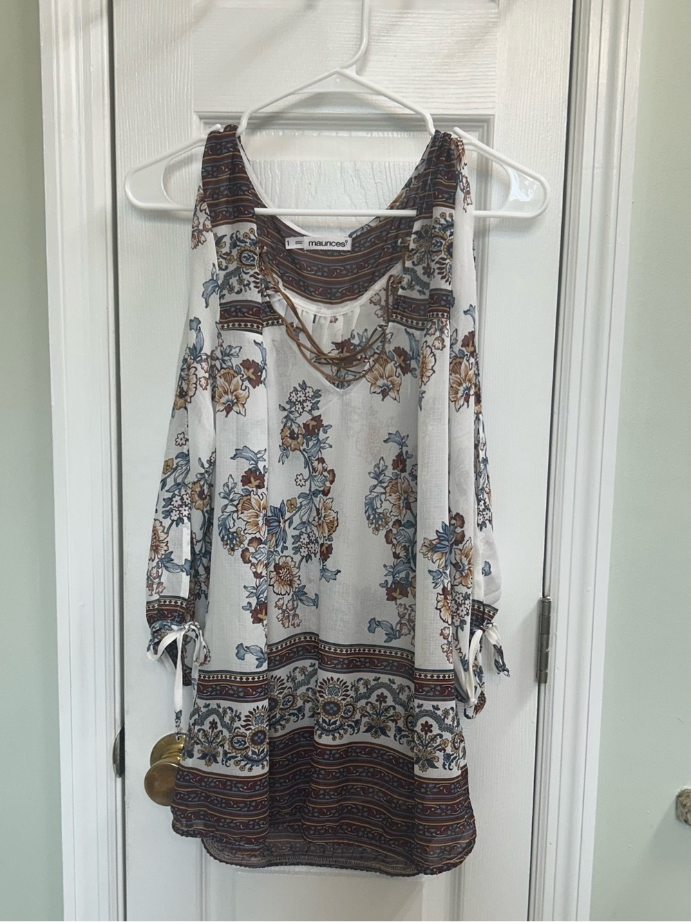 Maurices White Floral Cold-Shoulder Boho blouse Brown & white Sheer